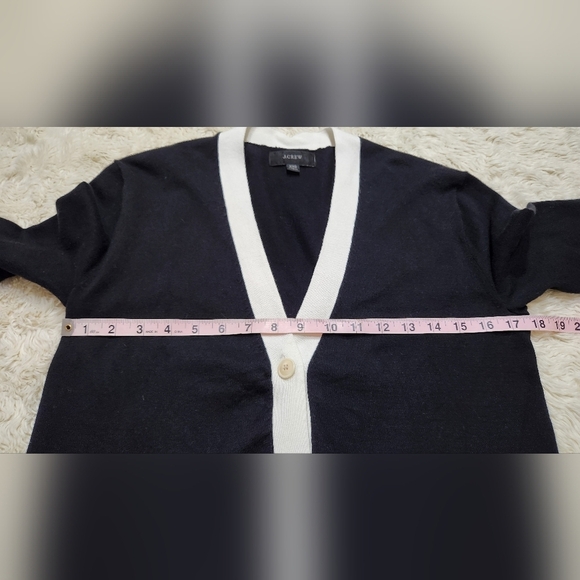 J. CREW Black & White Trim Front Pockets Button Down Cardigan Sweater Sz XXS - Picture 7 of 14